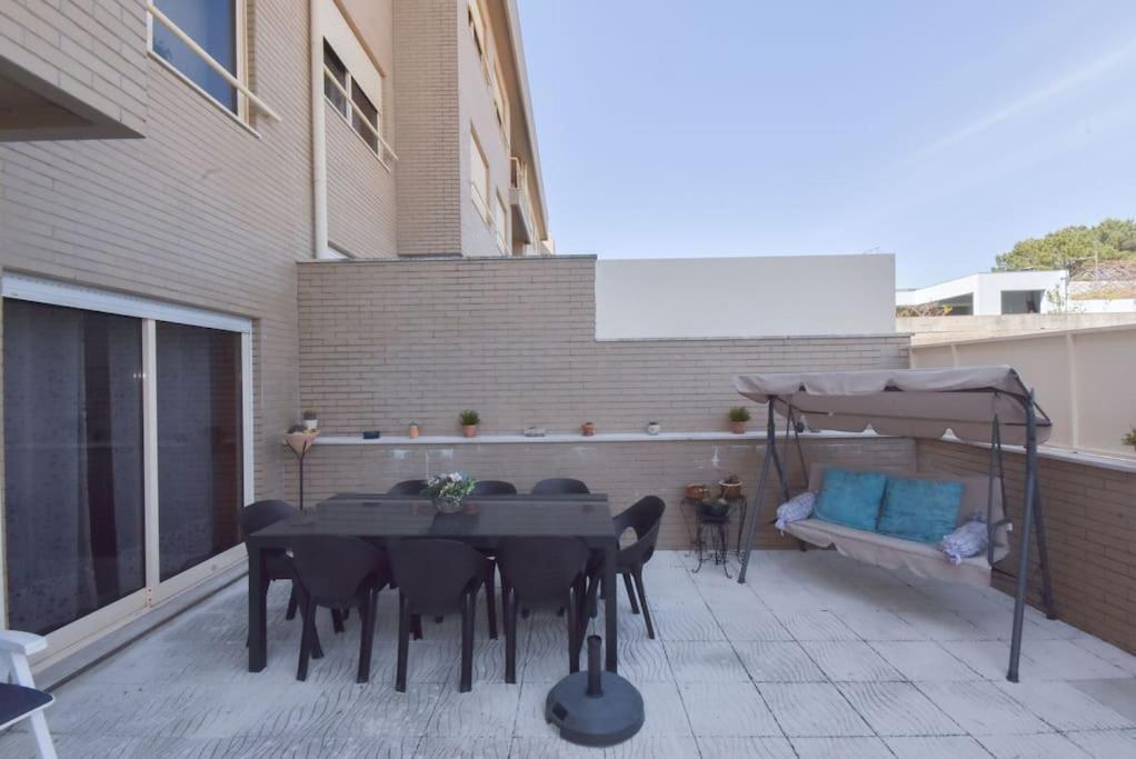 Rocha'S Apartment Remodelado! Na Praia Com Terraco 빌라노바데가이아 외부 사진
